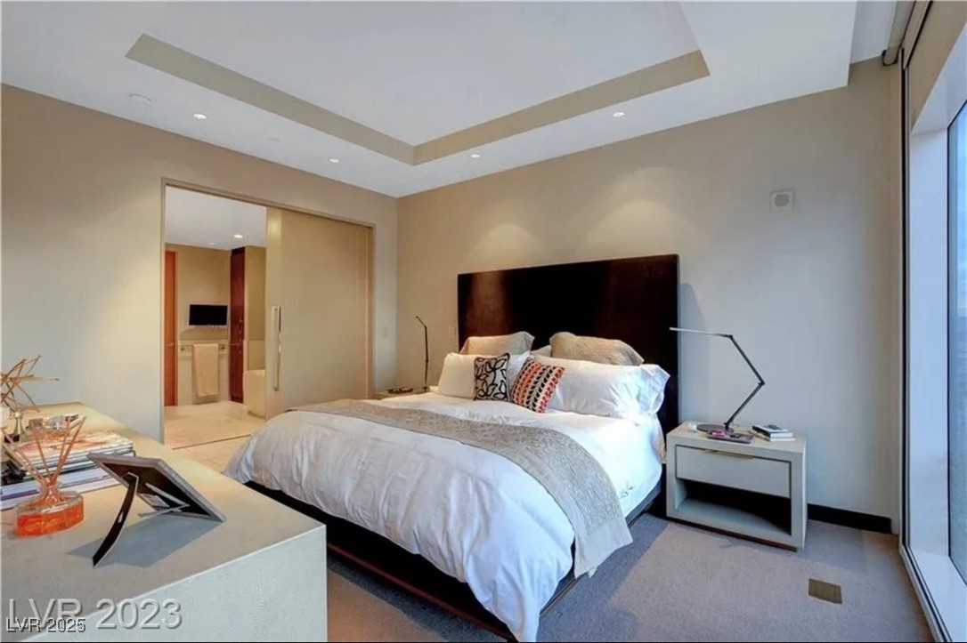 Las Vegas, Nevada 89158, United States, 1 Bedroom Bedrooms, ,2 BathroomsBathrooms,Residential,Active,223001