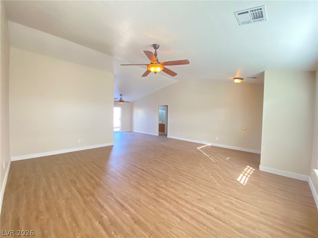 2950 E Deerskin Street