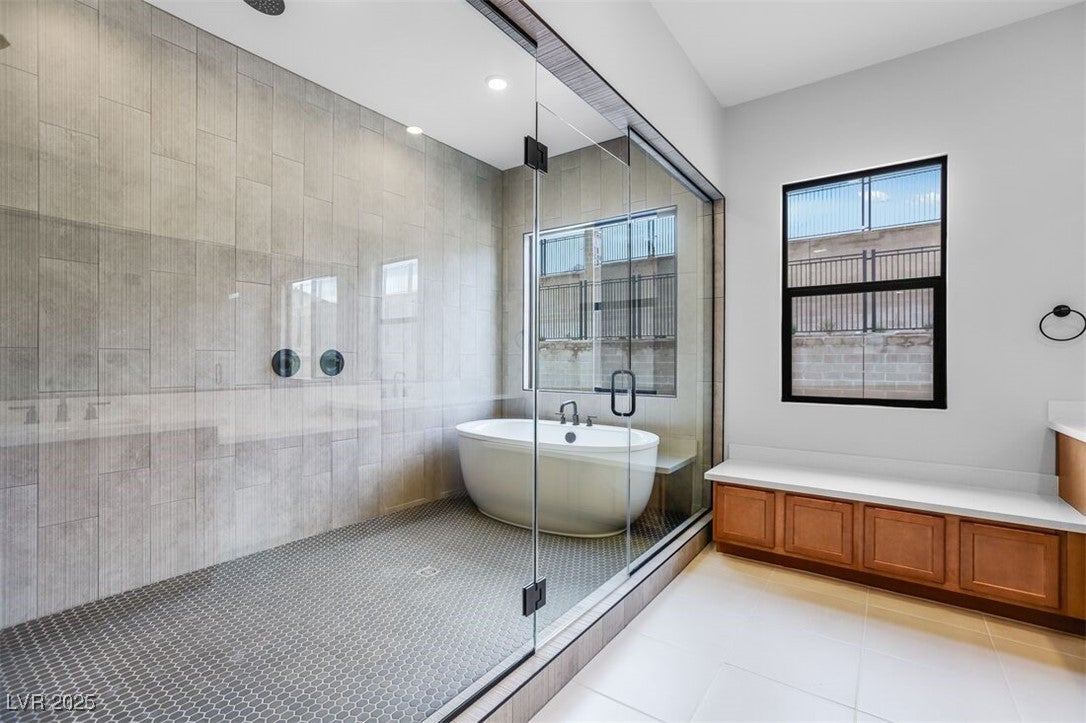 Properties 4 597 Stowell Avenue