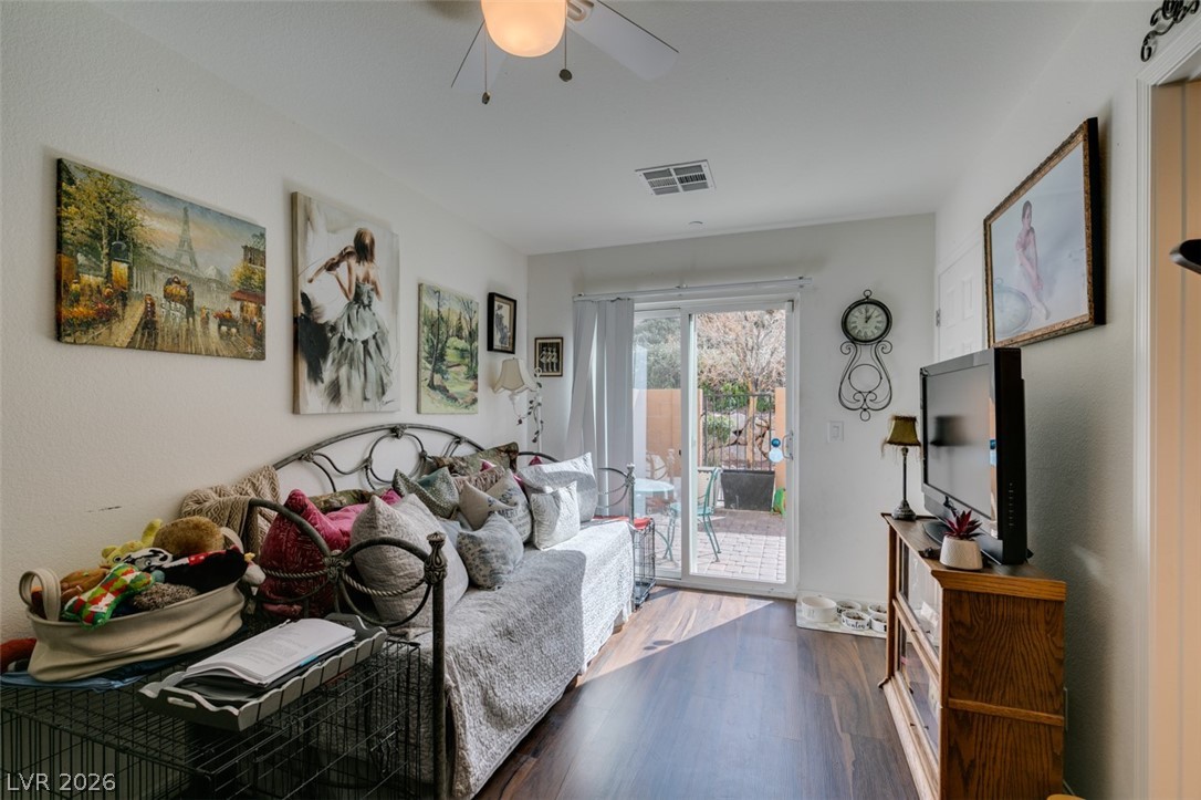 1525 Spiced Wine Avenue 17105