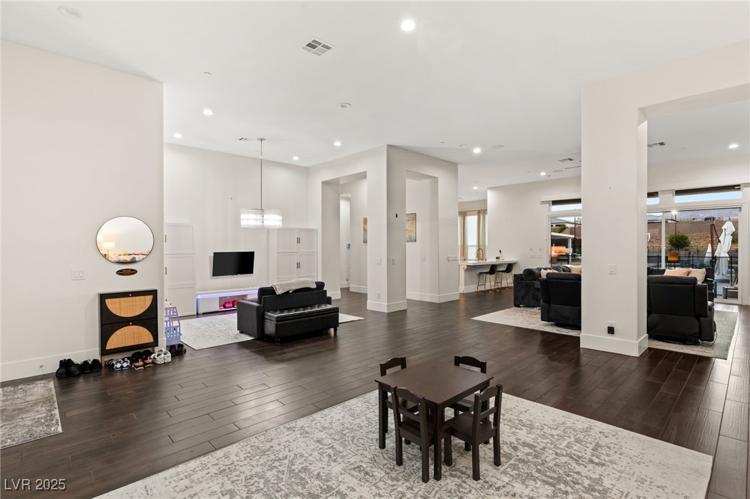 1121 Du Fort Hills Court, Henderson, Nevada image 12