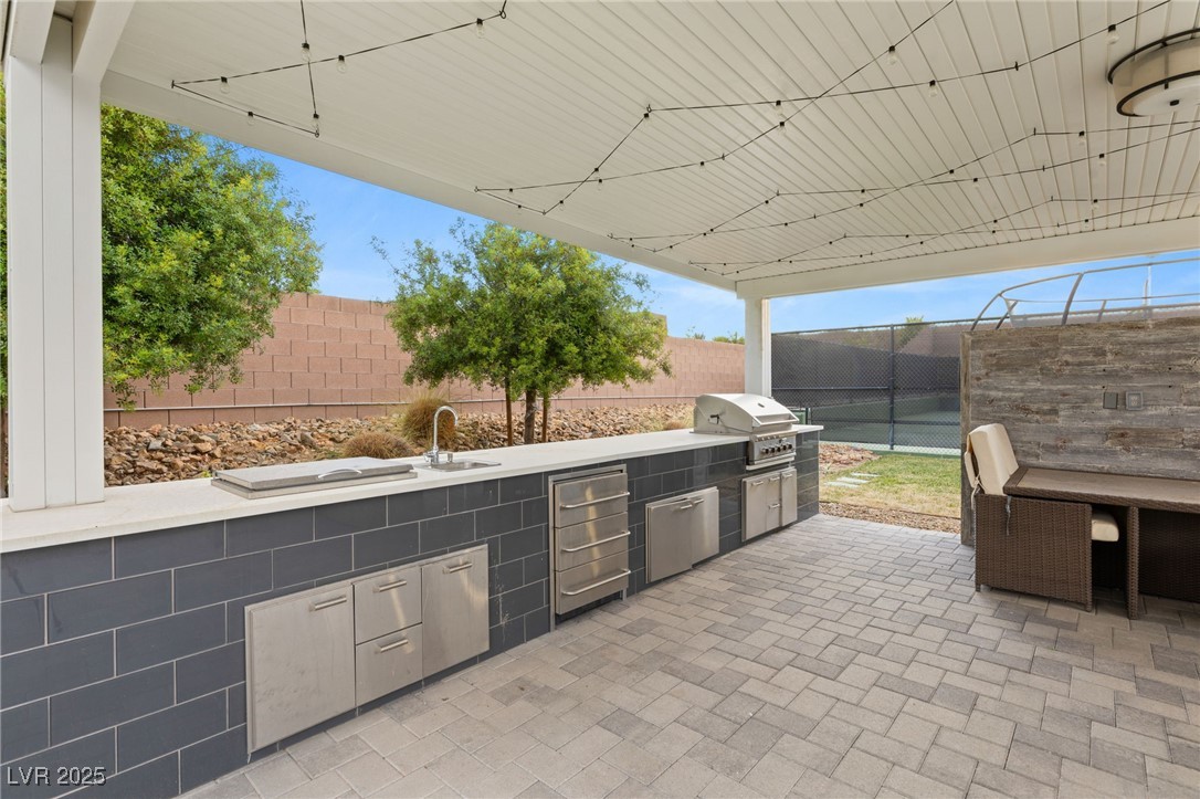 1121 Du Fort Hills Court, Henderson, Nevada image 8