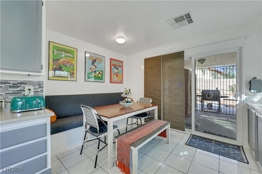 Las Vegas, Nevada 89147, United States, 2 Bedrooms Bedrooms, ,2 BathroomsBathrooms,Residential,Active,143032