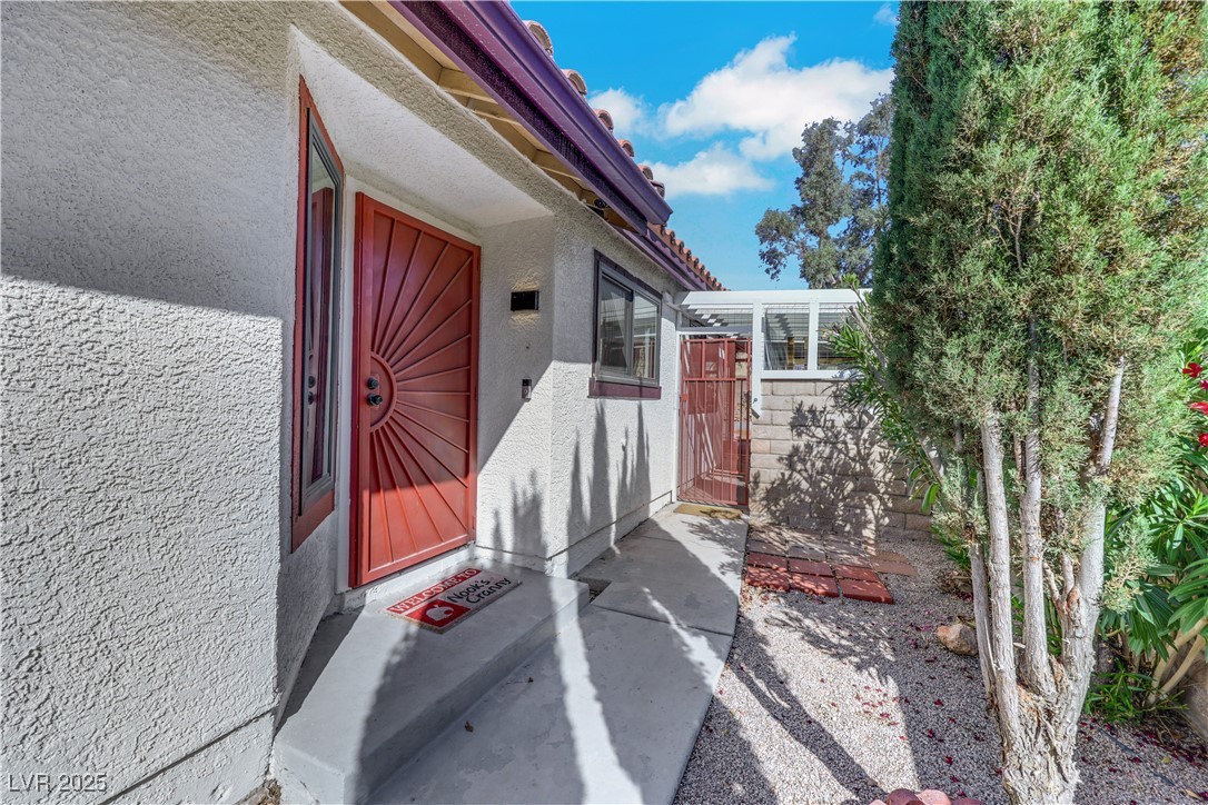 Las Vegas, Nevada 89147, United States, 2 Bedrooms Bedrooms, ,2 BathroomsBathrooms,Residential,Active,143032