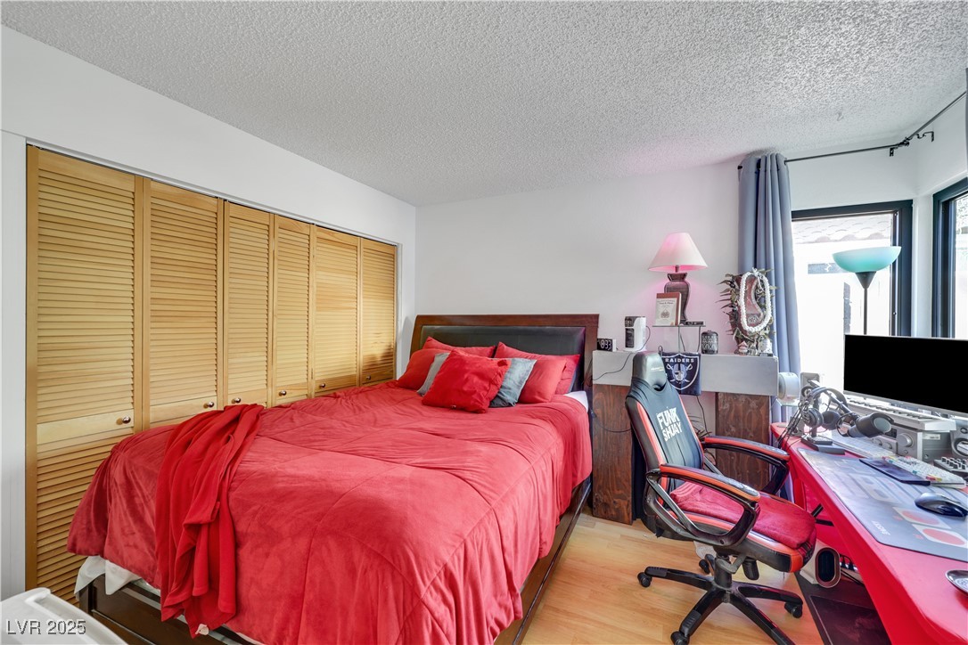 Las Vegas, Nevada 89147, United States, 2 Bedrooms Bedrooms, ,2 BathroomsBathrooms,Residential,Active,143032