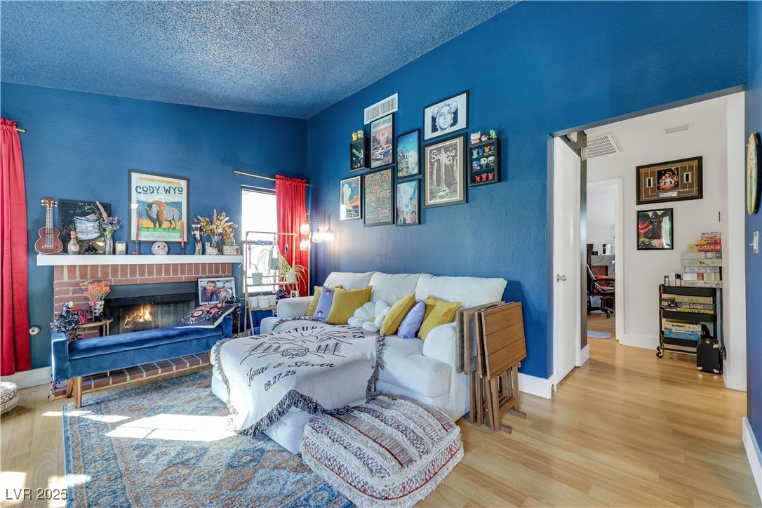 Las Vegas, Nevada 89147, United States, 2 Bedrooms Bedrooms, ,2 BathroomsBathrooms,Residential,Active,143032