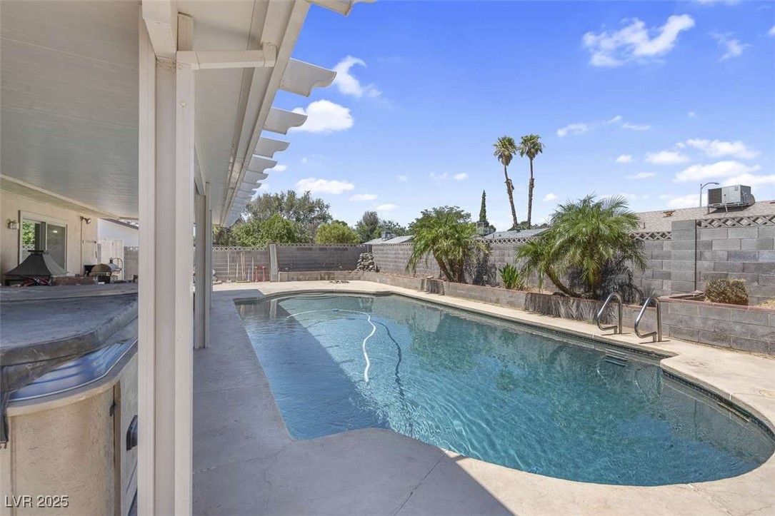 1405 Bronco Road