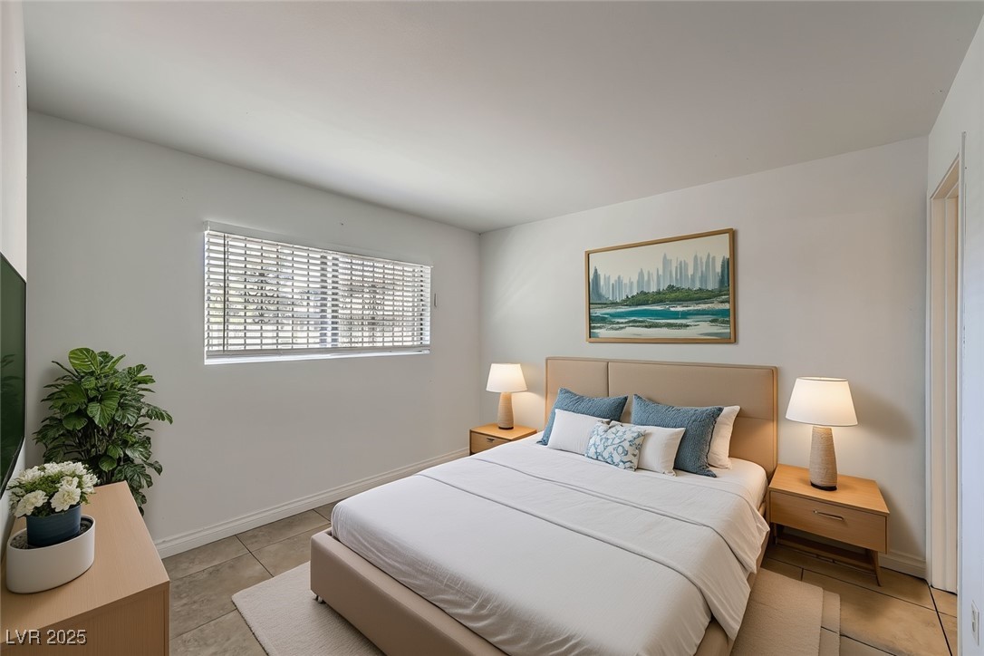 3720 Royal Crest Street 4