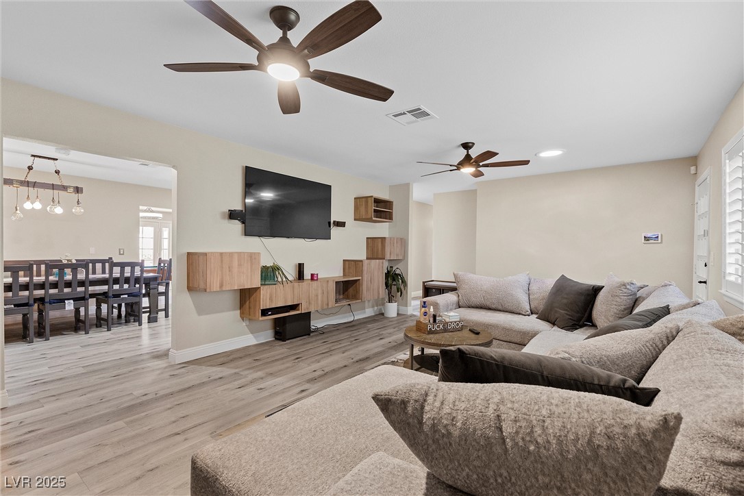 Las Vegas, Nevada 89120, United States, 3 Bedrooms Bedrooms, ,2 BathroomsBathrooms,Residential,Pending,125405