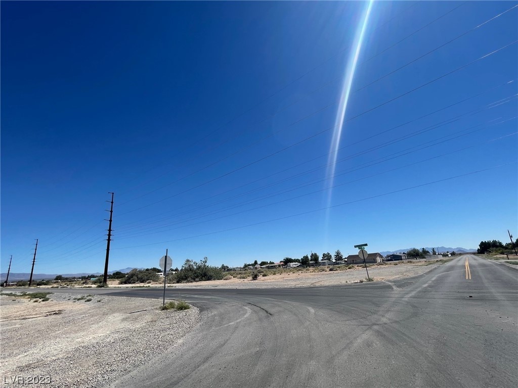 1021 Thousandaire Boulevard 3