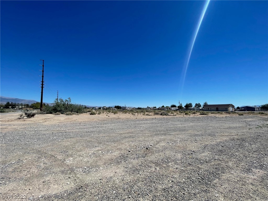 1021 Thousandaire Boulevard 3