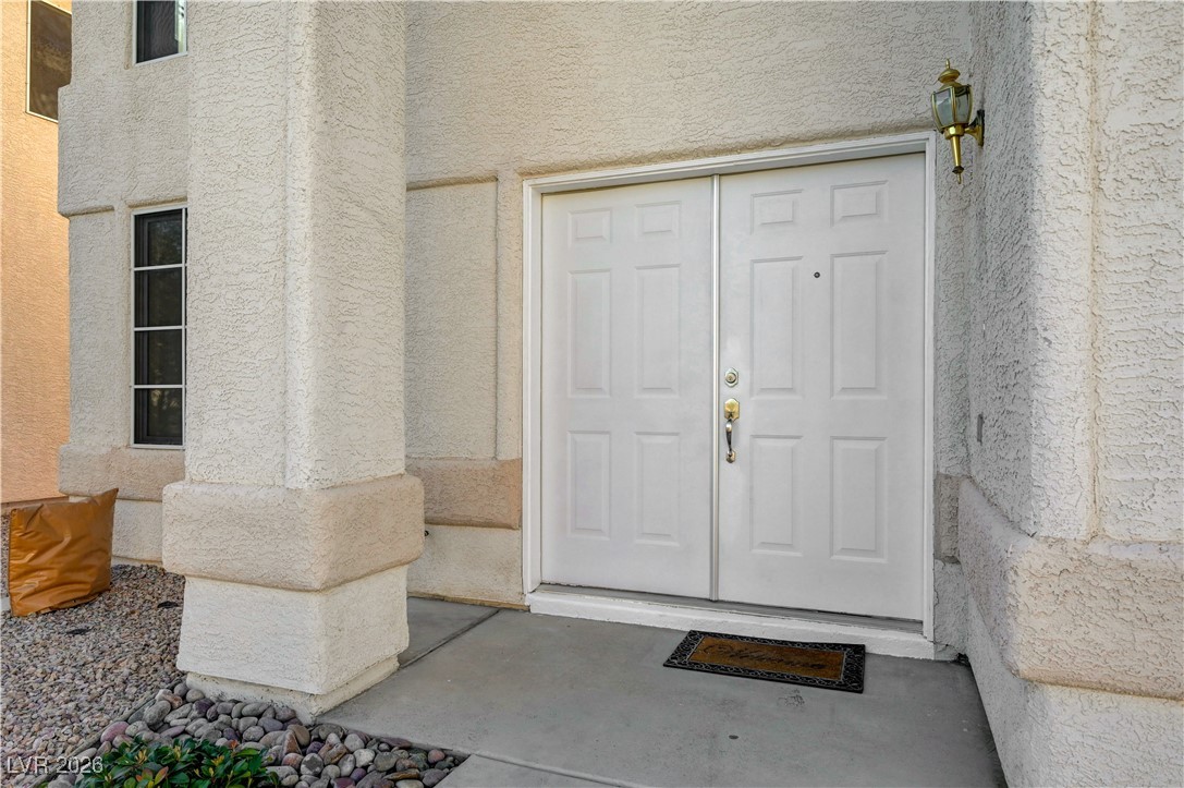 8117 Peach Flare Street