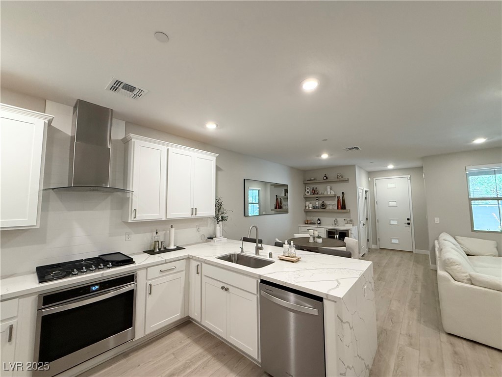 511 Fairview Hills Street