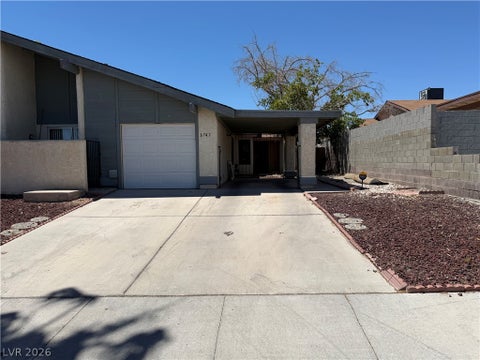 Townhouse For Rent - 6747 Flora Drive<br/> Las Vegas, NV 89103