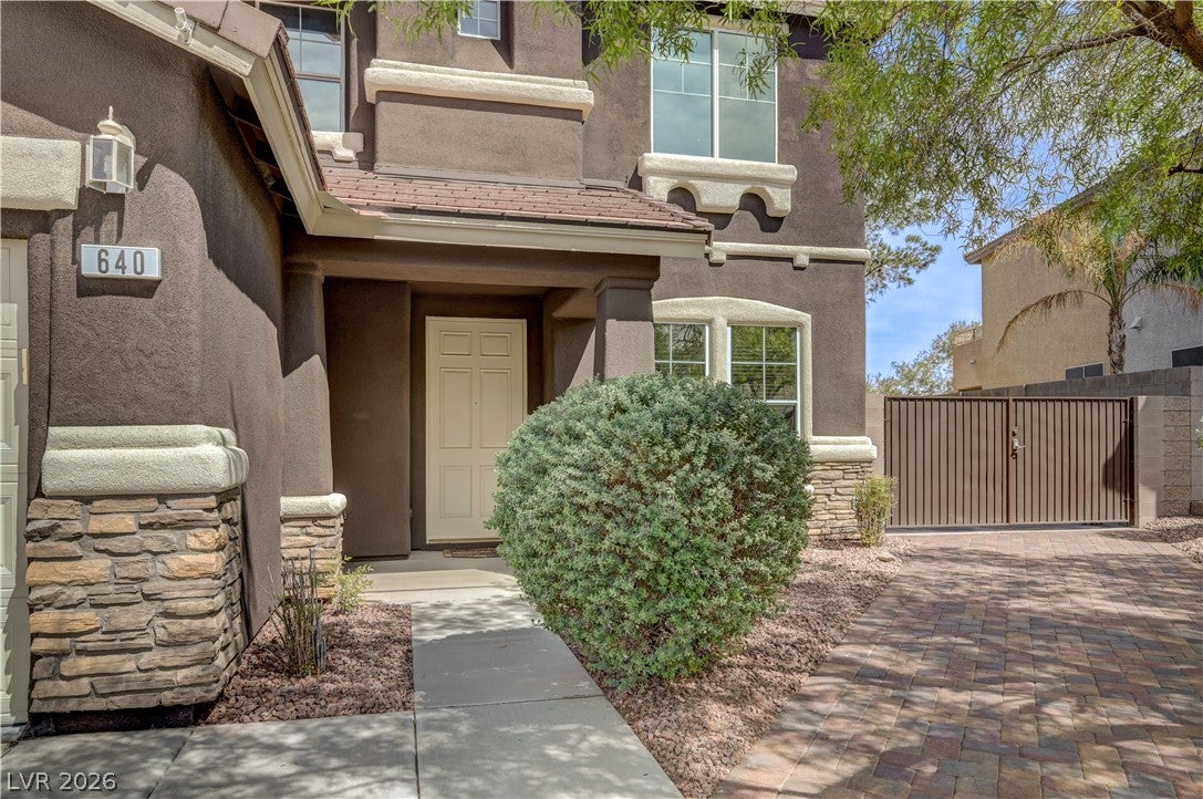 640 Blue Crystal Creek Road