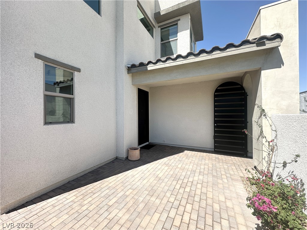 513 Monarch Ridge Court