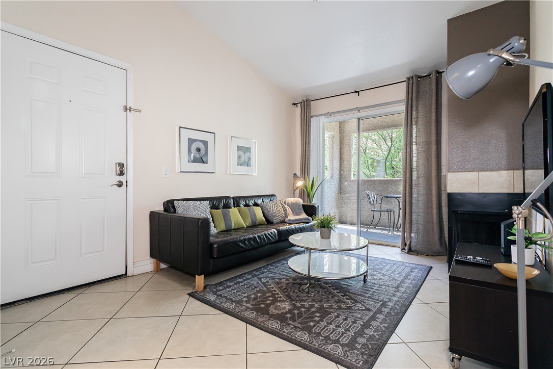 4200 S Valley View Boulevard 3091