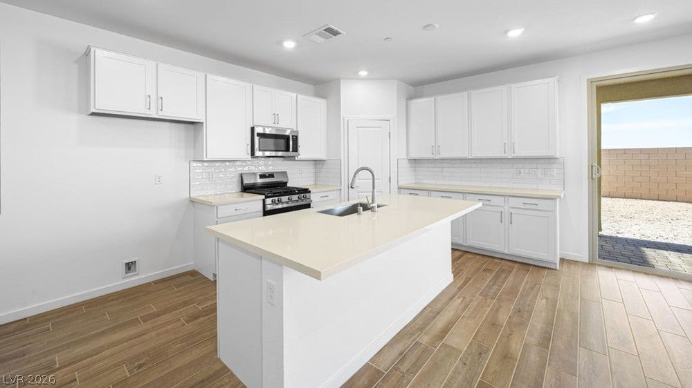 652 Semitone Lane