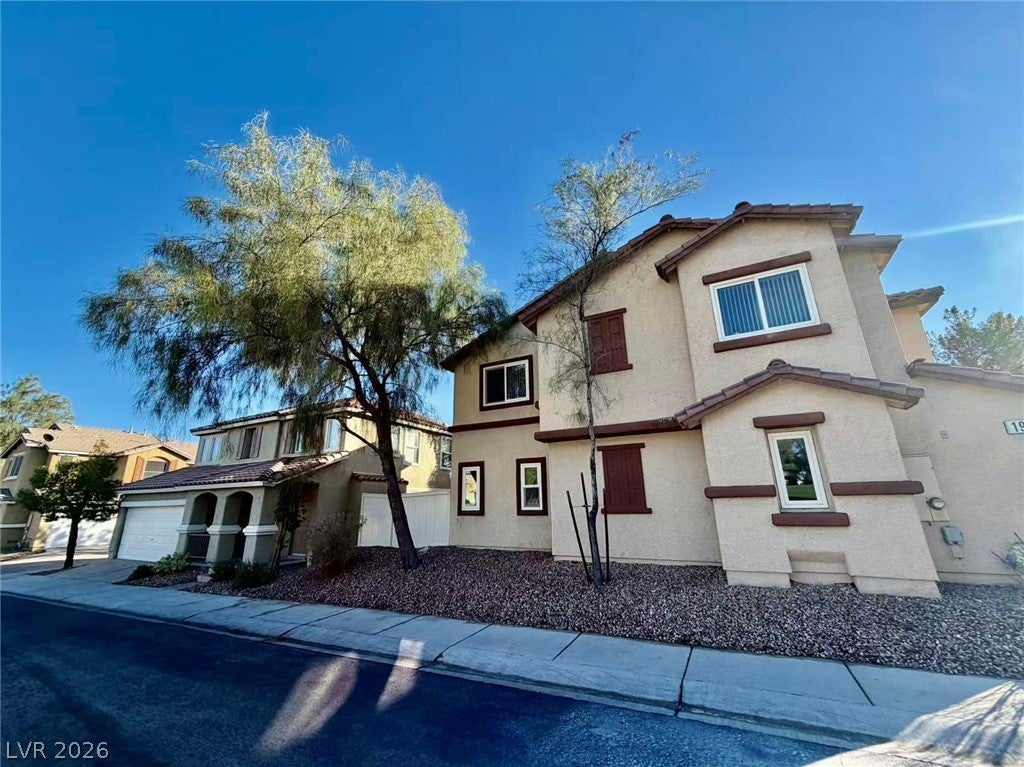 1943 Sundown Canyon Drive