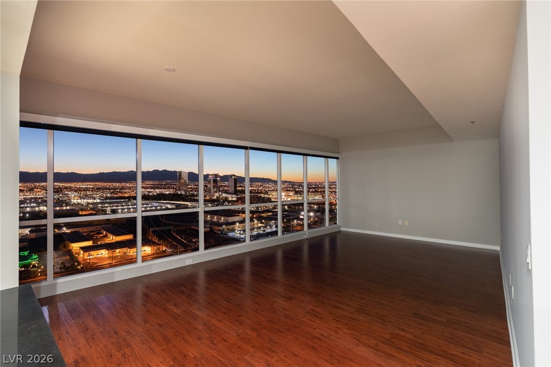 4575 DEAN MARTIN Drive 2508