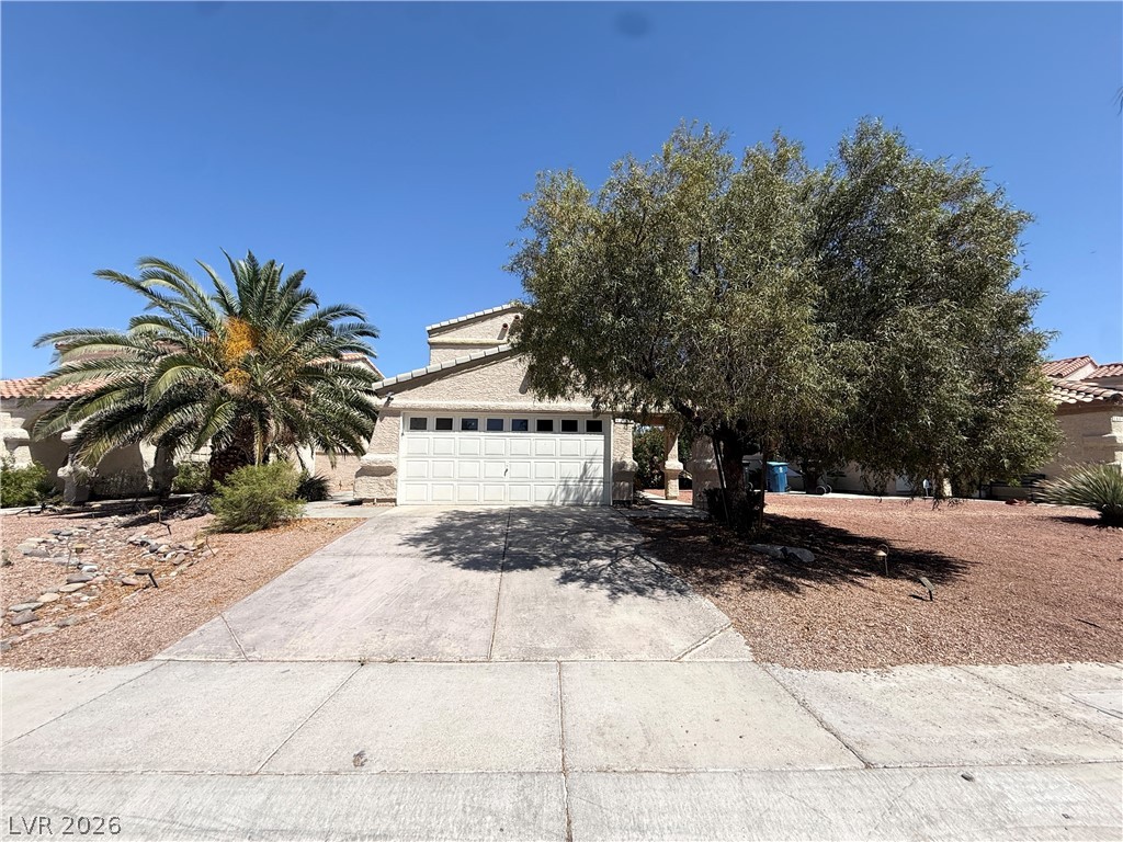 2066 Waverly Circle
