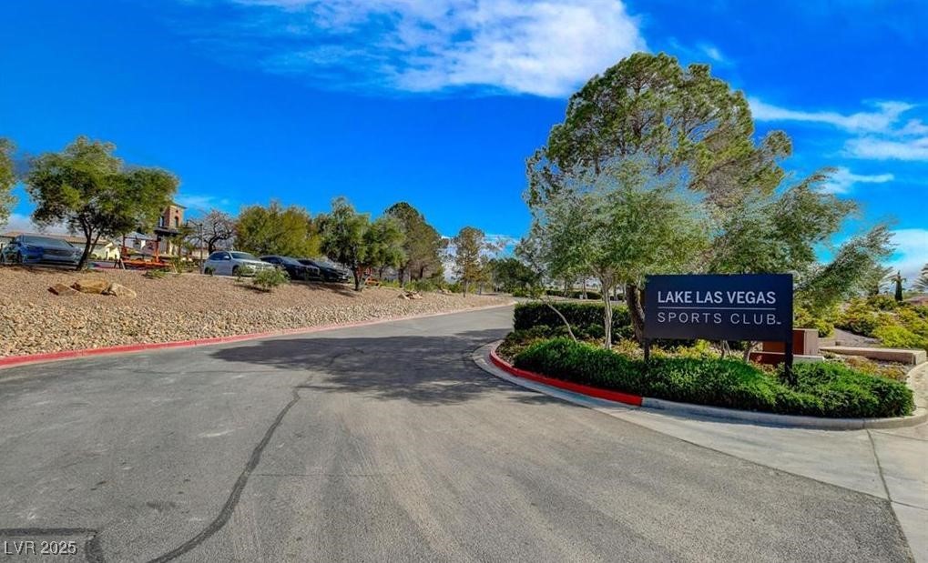 Henderson, Nevada 89011, United States, 3 Bedrooms Bedrooms, ,3 BathroomsBathrooms,Residential,Active,189233