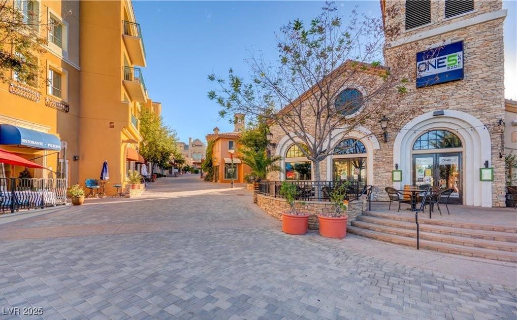 Henderson, Nevada 89011, United States, 3 Bedrooms Bedrooms, ,3 BathroomsBathrooms,Residential,Active,189233