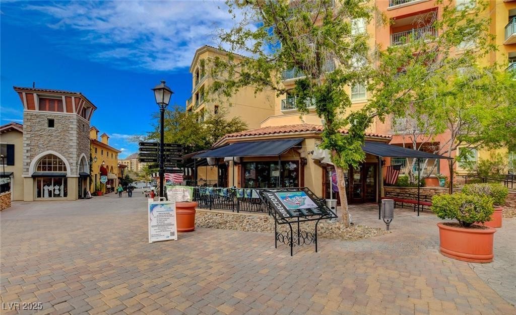 Henderson, Nevada 89011, United States, 3 Bedrooms Bedrooms, ,3 BathroomsBathrooms,Residential,Active,189233