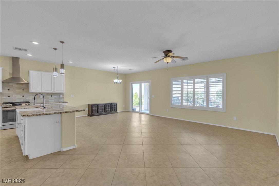 2256 Cordaville Drive, Henderson, Nevada image 11