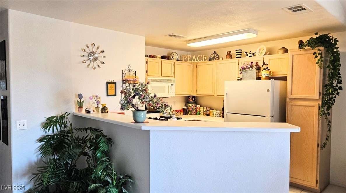 5415 W Harmon Avenue #2094, Las Vegas, Nevada image 4