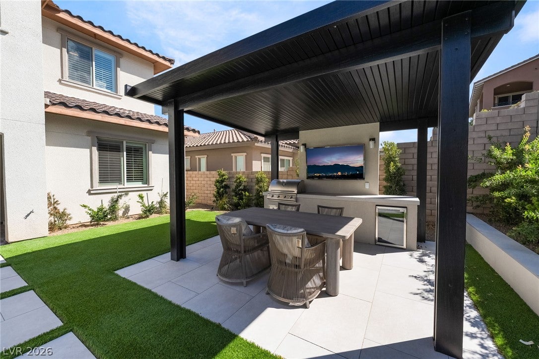 363 Molinetto Street