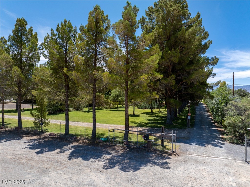 2221 W Windsong Lane