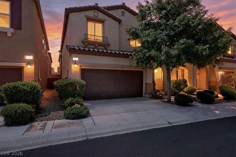 Homes For Sale - 7659 Jasmine Falls Drive<br/> Las Vegas, NV 89179