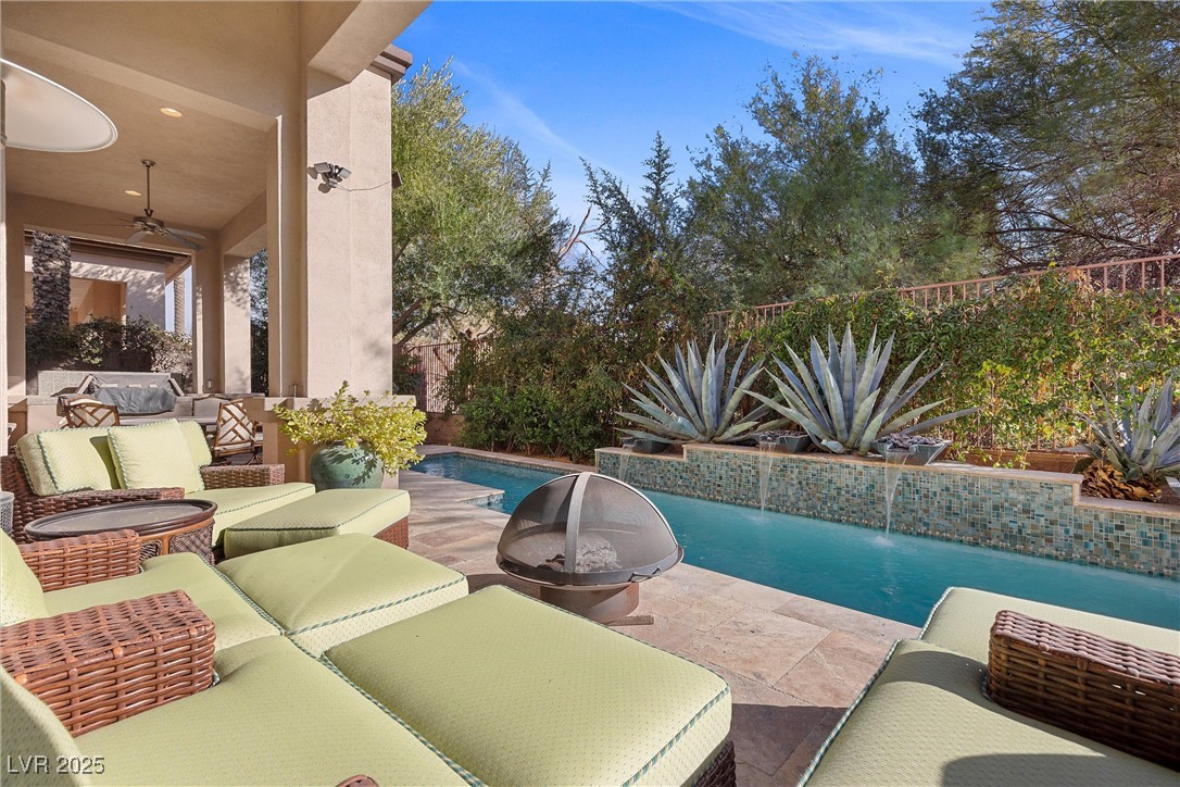 Henderson, Nevada 89011, United States, 3 Bedrooms Bedrooms, ,4 BathroomsBathrooms,Residential,Active,149379