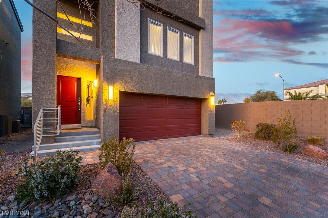 8012 Carpenter Creek Avenue