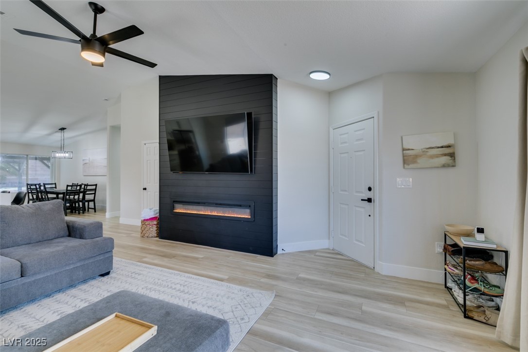 1673 Golden Vista Drive, Las Vegas, Nevada image 16