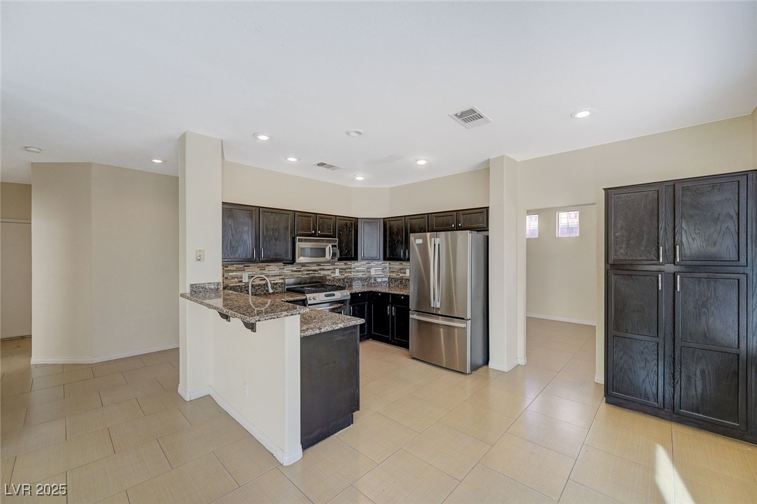 3034 Scenic Valley Way, Henderson, Nevada image 12