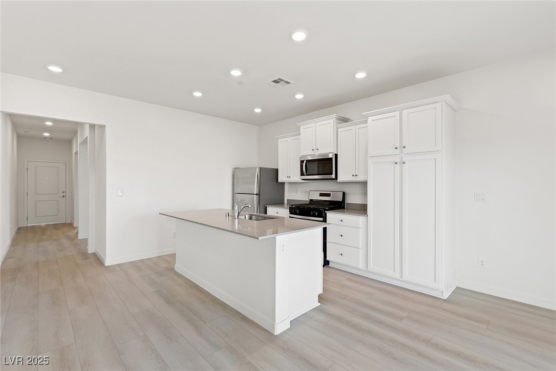 Properties 3 2745 Avril Point Street