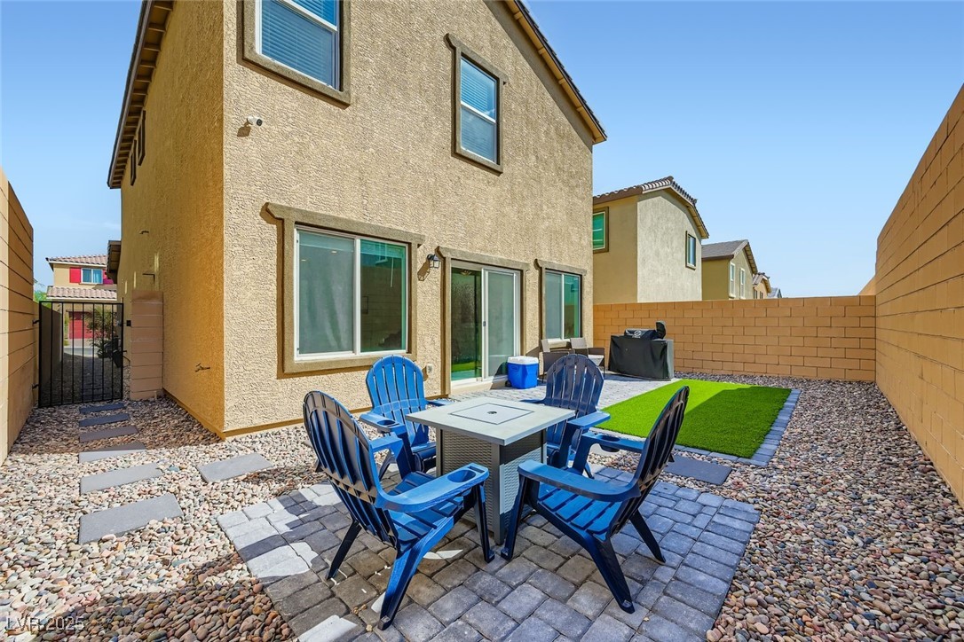 Las Vegas, Nevada 89166, United States, 4 Bedrooms Bedrooms, ,3 BathroomsBathrooms,Residential,Active,220837