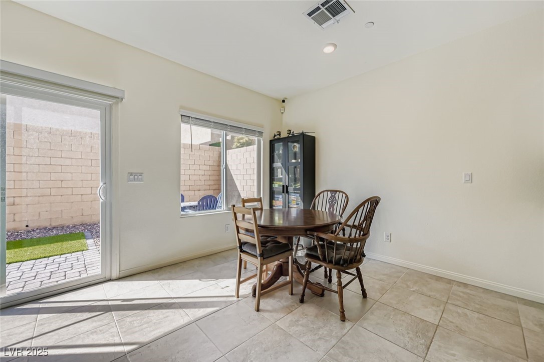 Las Vegas, Nevada 89166, United States, 4 Bedrooms Bedrooms, ,3 BathroomsBathrooms,Residential,Active,220837