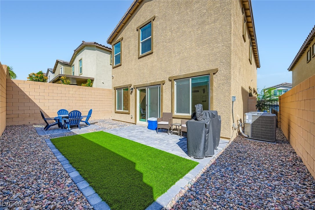 Las Vegas, Nevada 89166, United States, 4 Bedrooms Bedrooms, ,3 BathroomsBathrooms,Residential,Active,220837