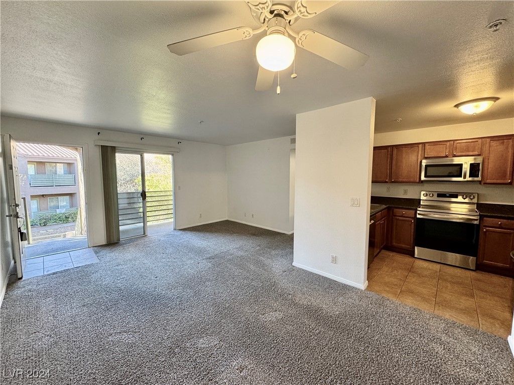 2120 Sealion Drive #202, Las Vegas, Nevada image 4