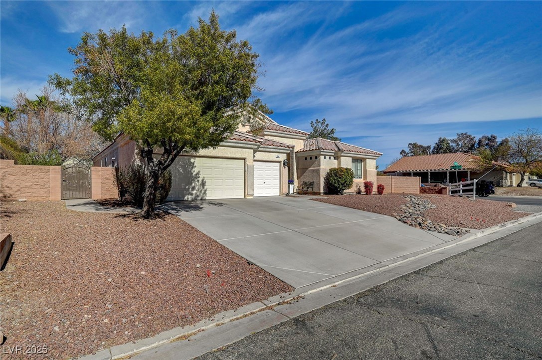 344 E Rush Avenue