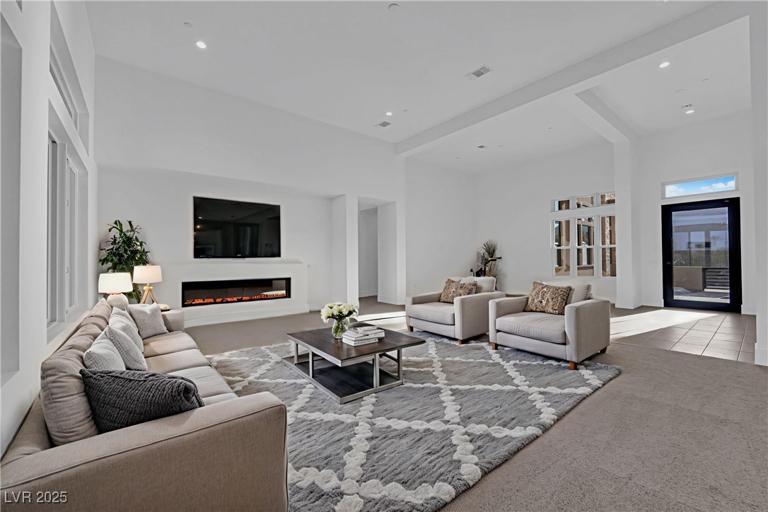 4792 Outlook Peak Street