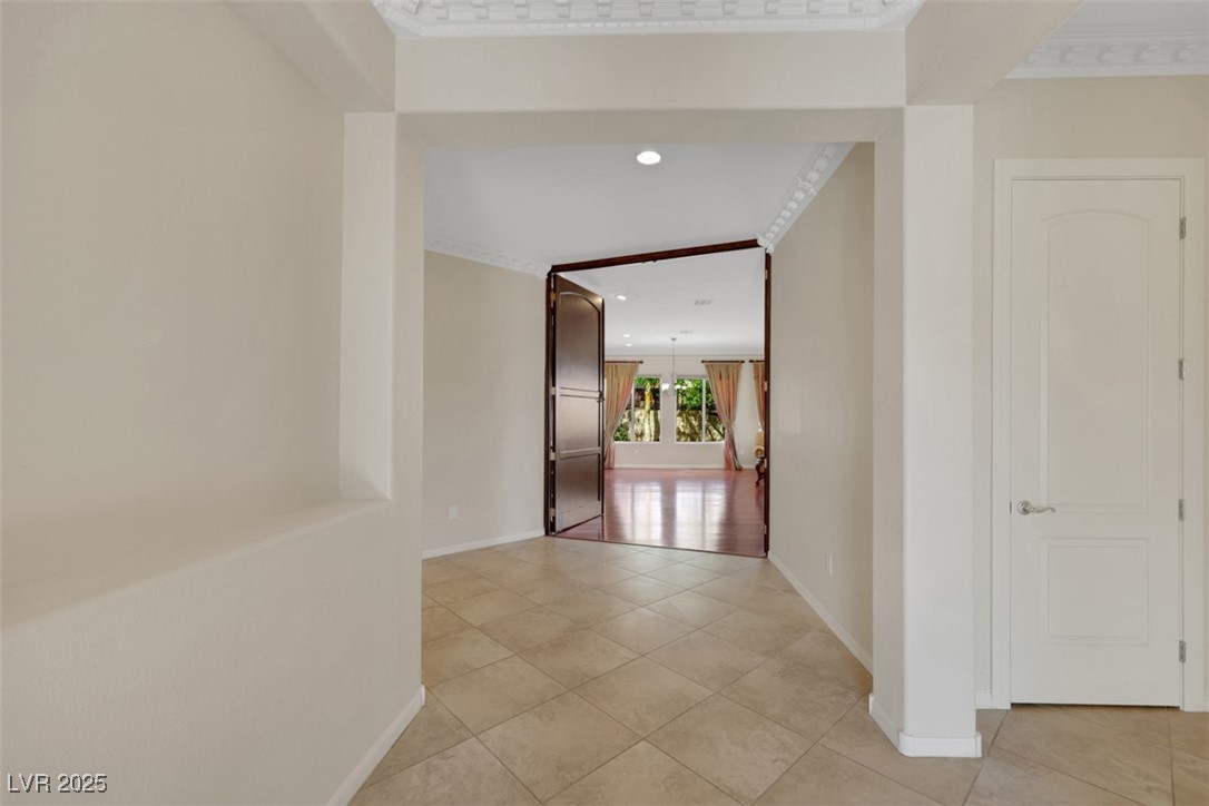 2175 Sandstone Cliffs Drive, Henderson, Nevada image 12