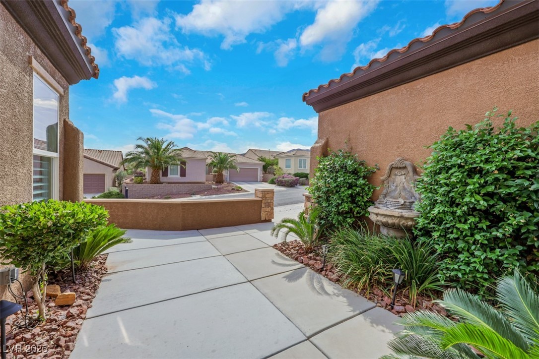 2175 Sandstone Cliffs Drive, Henderson, Nevada image 10