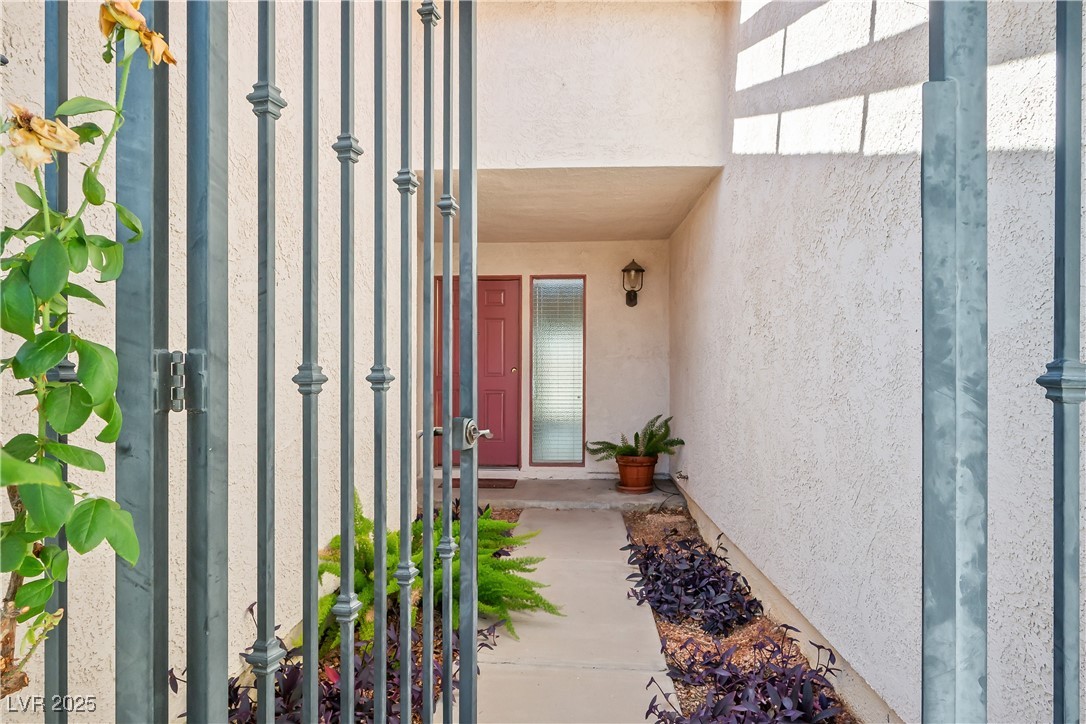 5069 Long View Drive