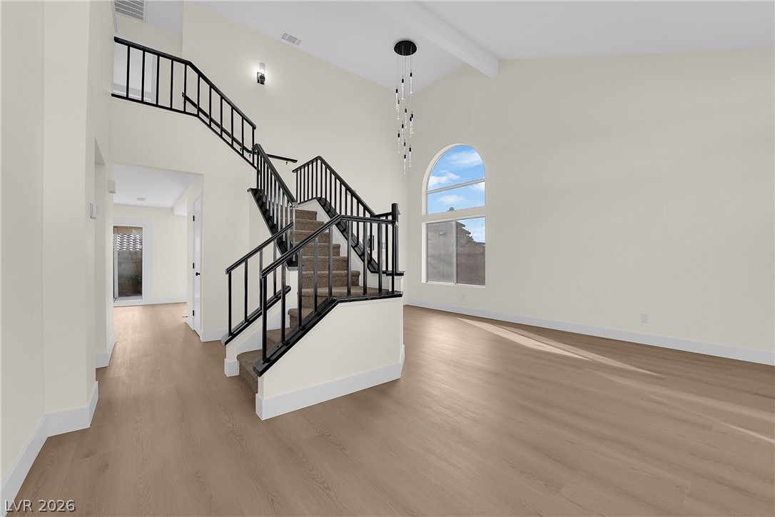 5904 Red Ridge Circle