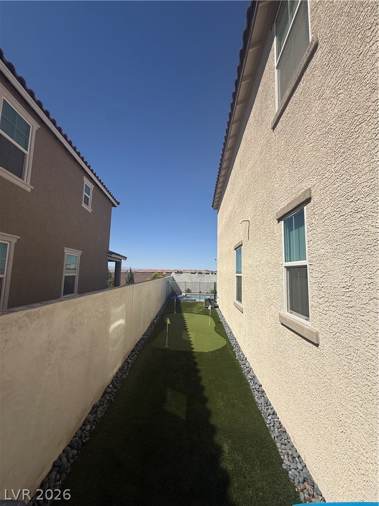 2394 Bellinzona Place