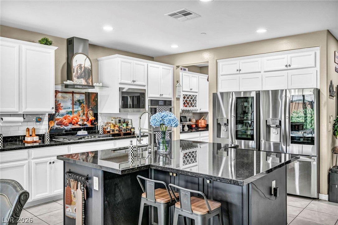 989 Alverstone Court